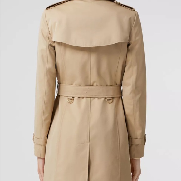 Burberry trenchcoat - Picture 4 of 10